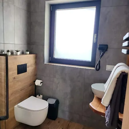 Lägenhet Pod Laskiem Czerwienne