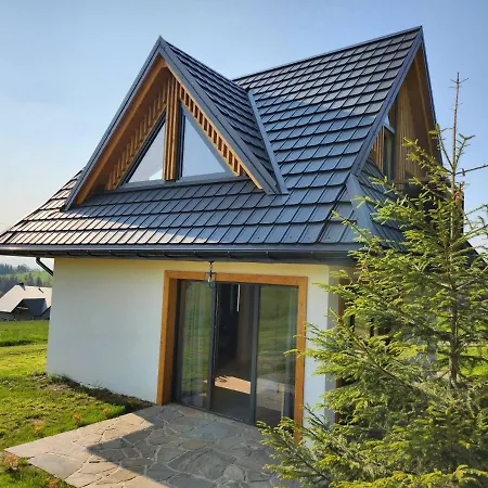 Pod Laskiem Czerwienne